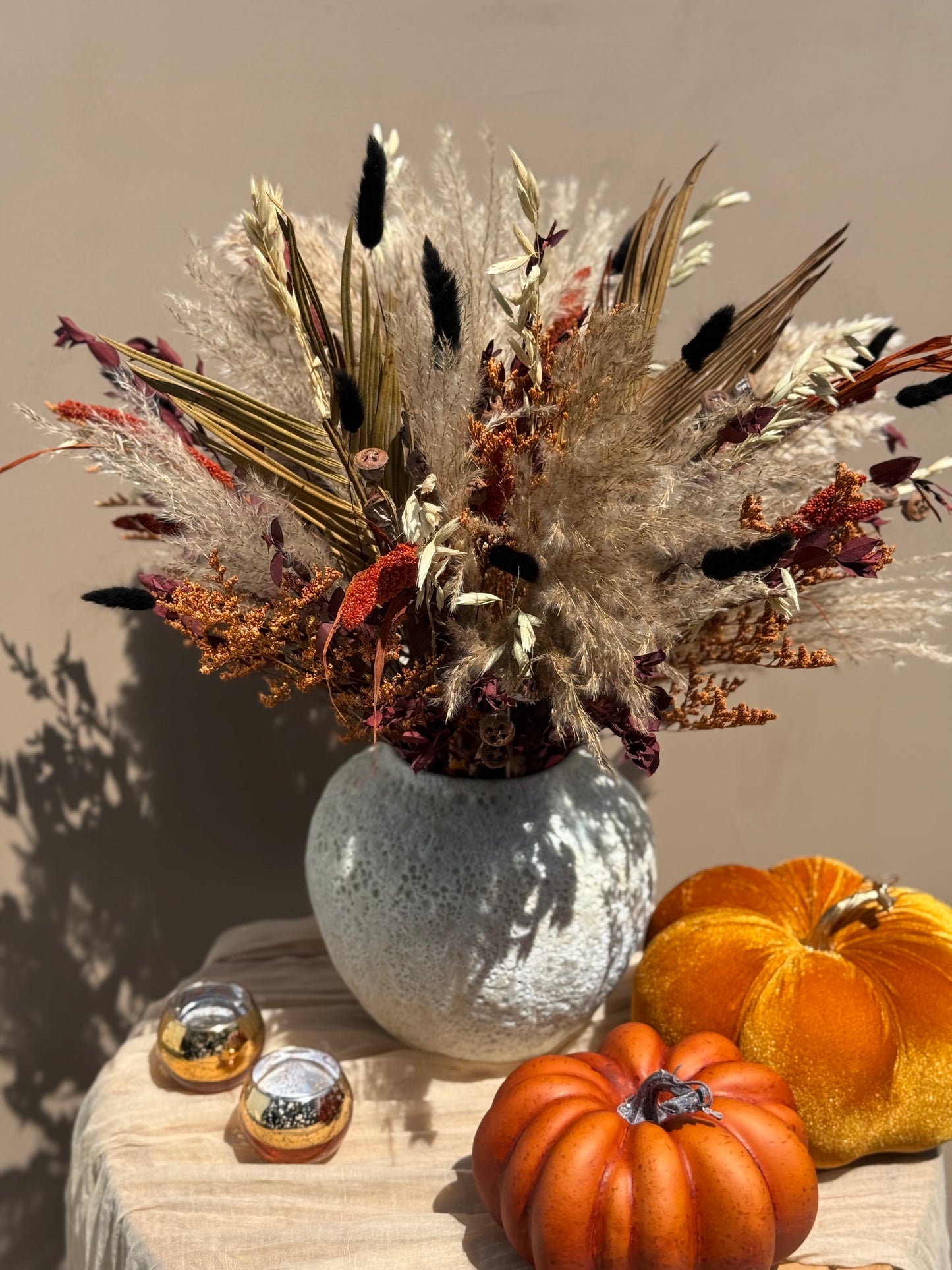 Ardenne – Round Dried Flower Arrangement with Vase | Neutral Fall Centerpiece | 360° Floral Display