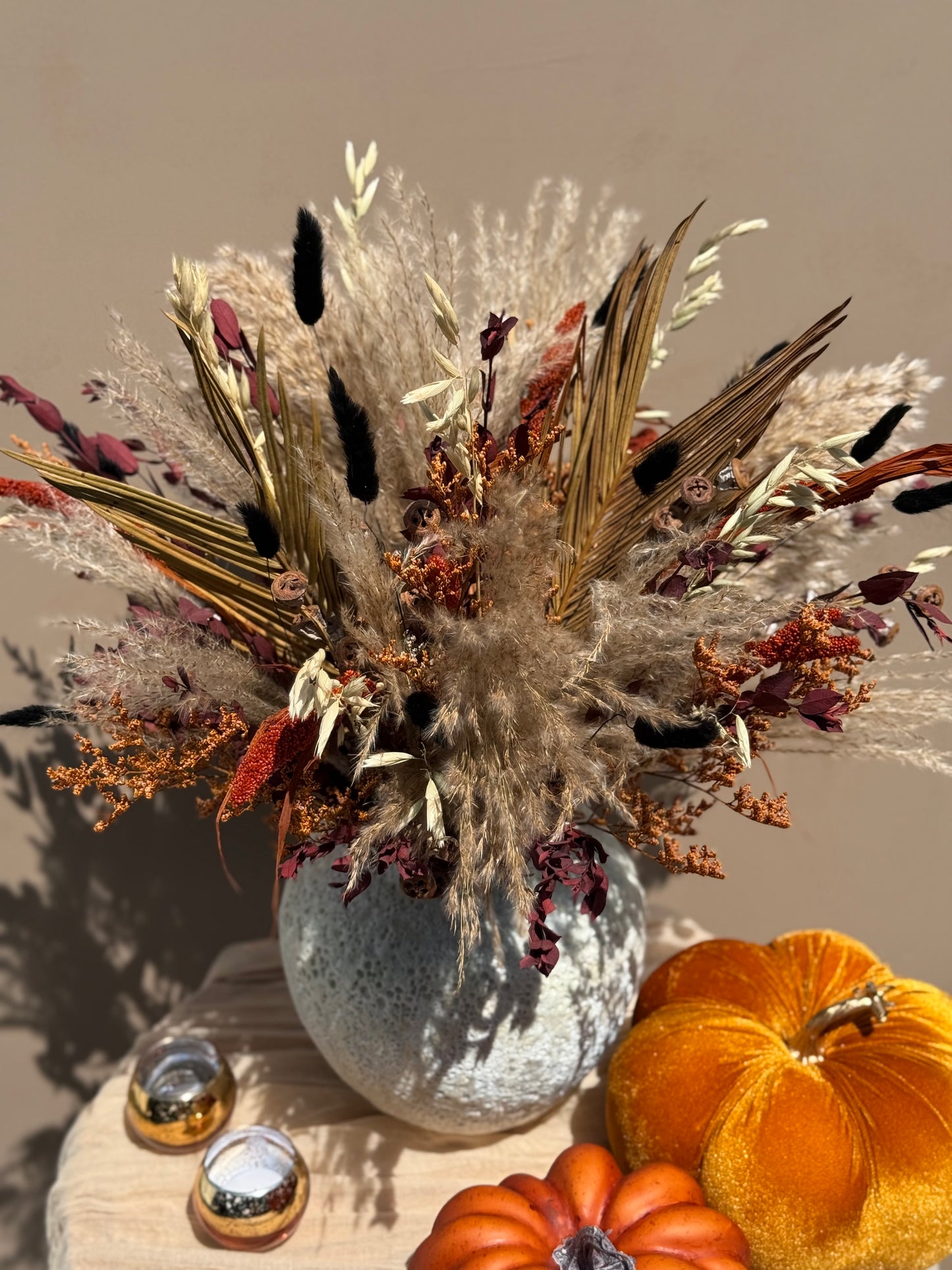 Ardenne – Round Dried Flower Arrangement with Vase | Neutral Fall Centerpiece | 360° Floral Display