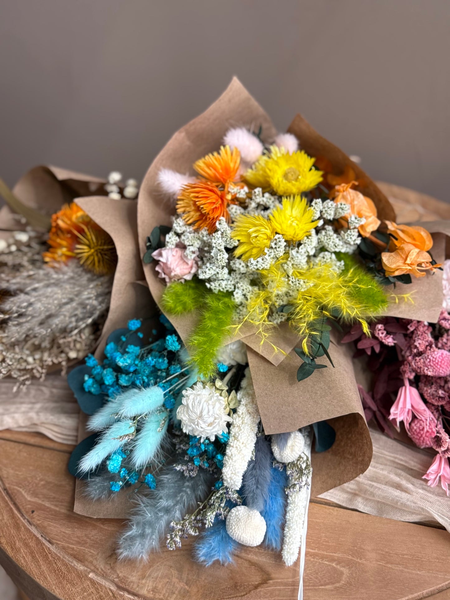 BlueSignal – Small Dried Flower Bouquet (14”)