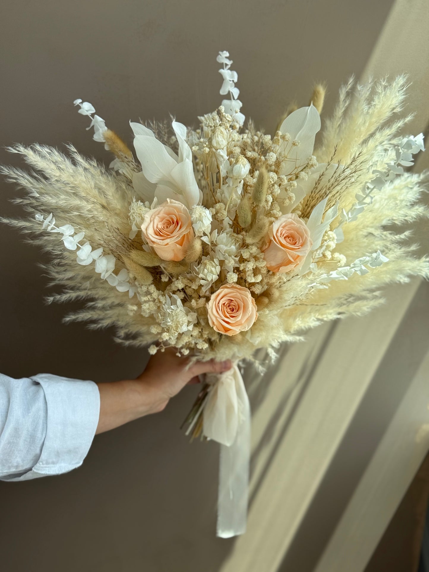 Serena – Dried Flower Bouquet