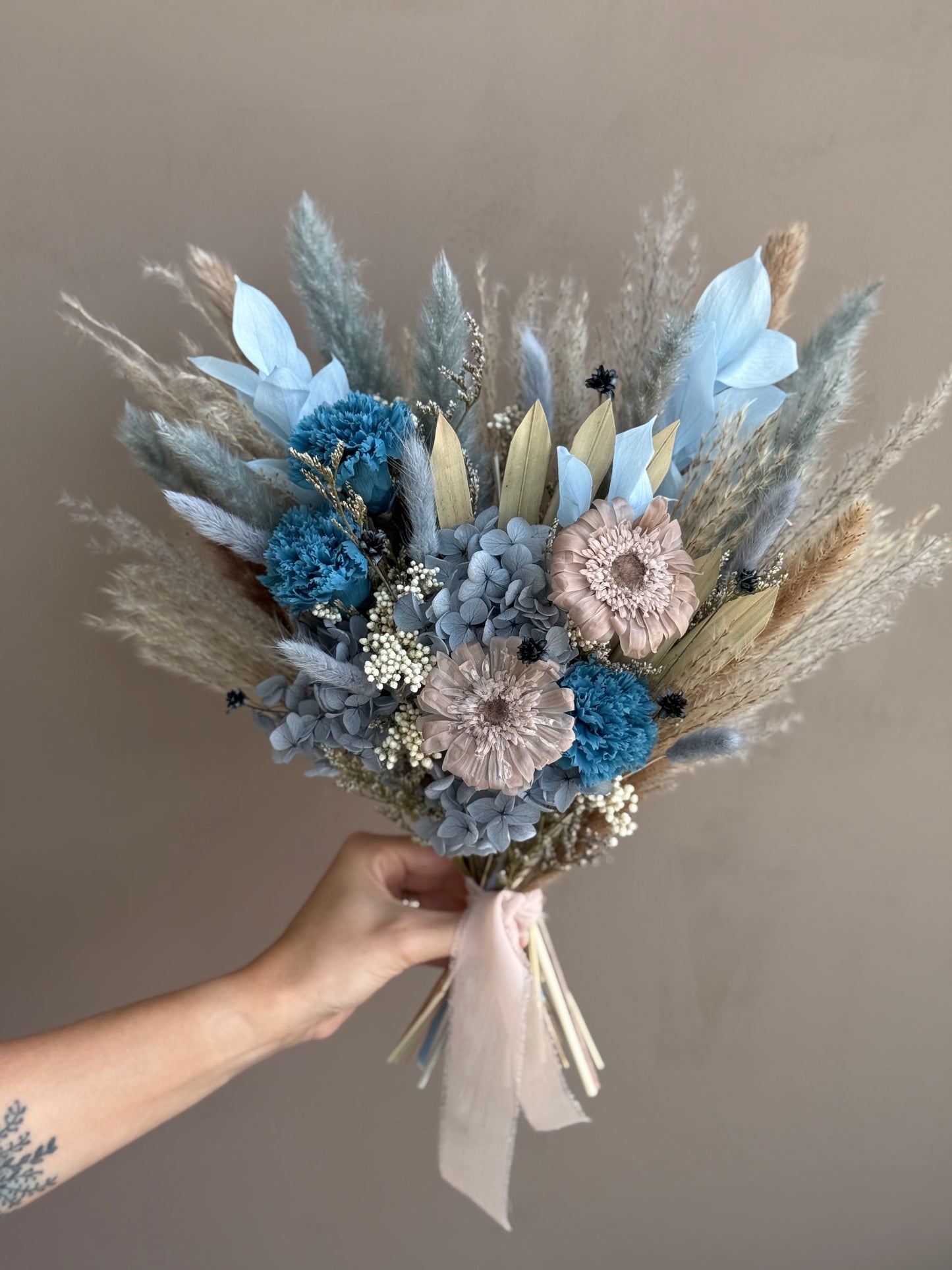 Bluelle – Dried Flower Bouquet