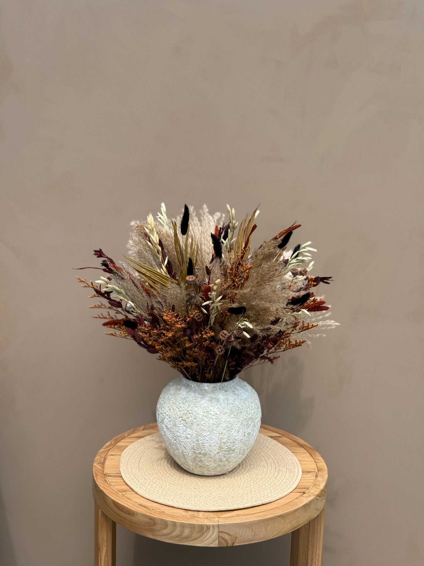 Ardenne – Round Dried Flower Arrangement with Vase | Neutral Fall Centerpiece | 360° Floral Display