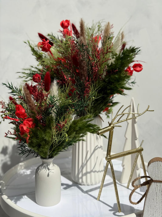 Christmas Dried Flower Bouquet – Holiday Centerpiece with Optional Vase