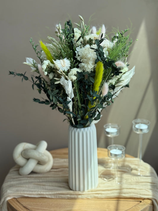 Aeris – Dried Flower Bouquet